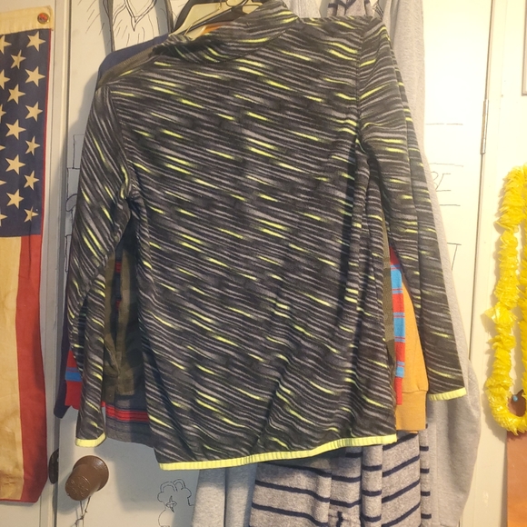 Exersion sz Large, multi colored. Unisex - Picture 6 of 6